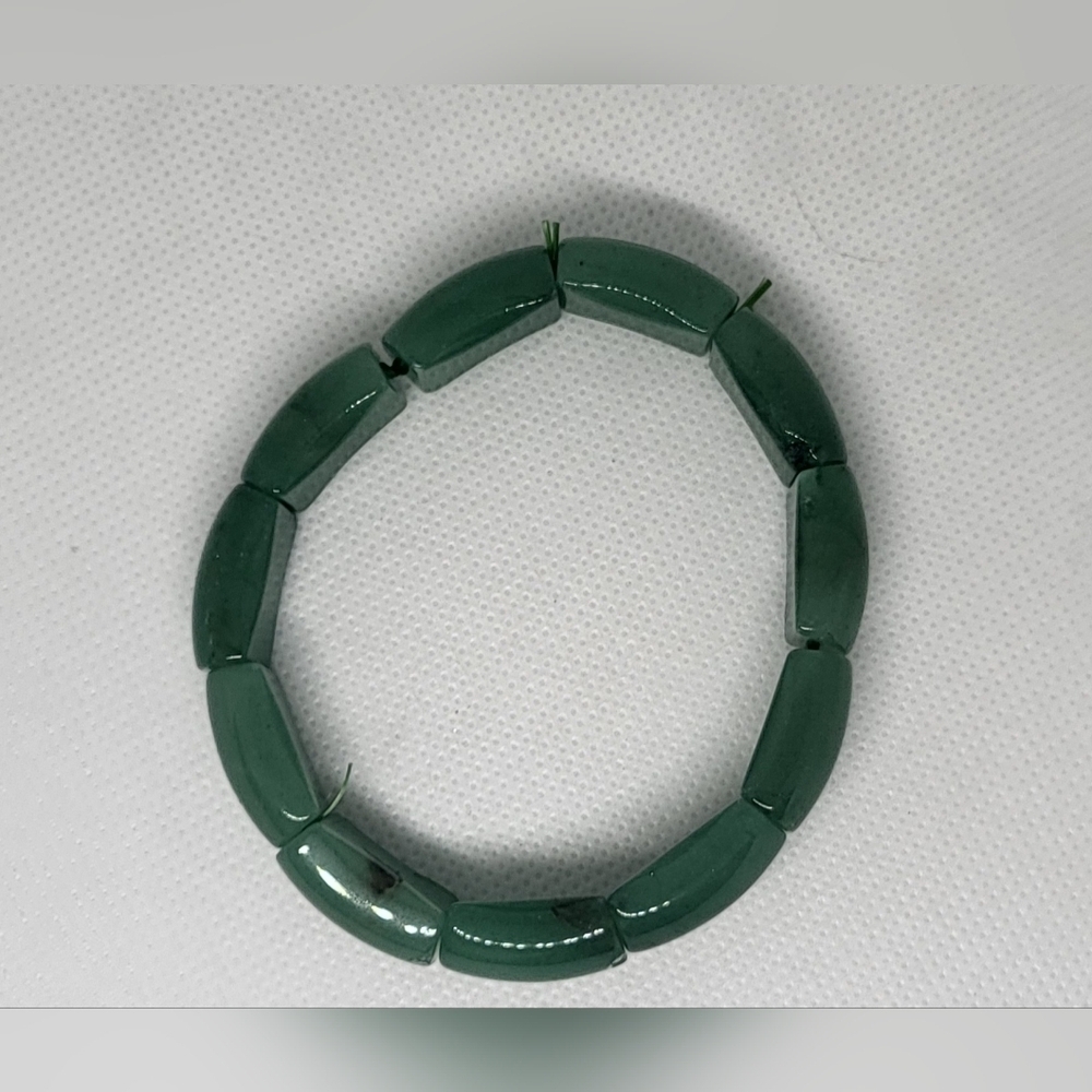 Green Faux Jade Stretch Bracelet Chunky Bead Bangle - Picture 4 of 4